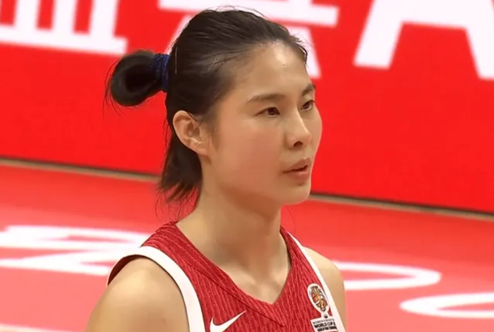 中国女篮锁定世界杯席位 核心球员状态回暖助力