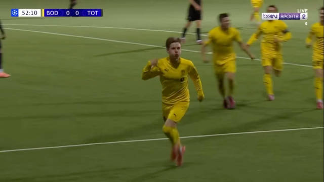 广州男篮不敌辽宁徐昕两双引热议 曼城B席手球判