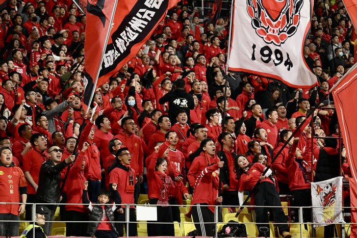 罗慕洛角球绝杀！成都蓉城力克青岛海牛两连胜