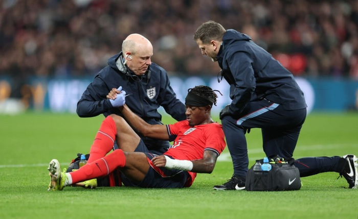 阿森纳三名核心球员伤缺 多线争冠面临严峻考验