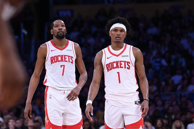 火箭季后赛首轮0比2落后湖人 攻防崩溃陷绝境